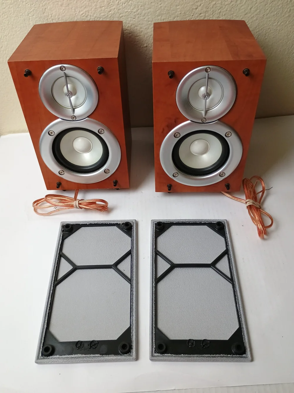 Sony SS-CEX100 Woodengrain Bookshelf Speakers Set Of 2